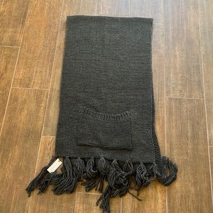 Chunky Knit Blanket Scarf